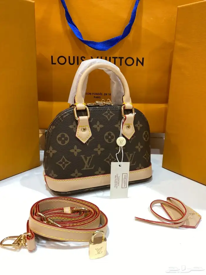 حقيبة لويس فويتون ألما بي بي   Louis Vuitton Alma BB Bag 5