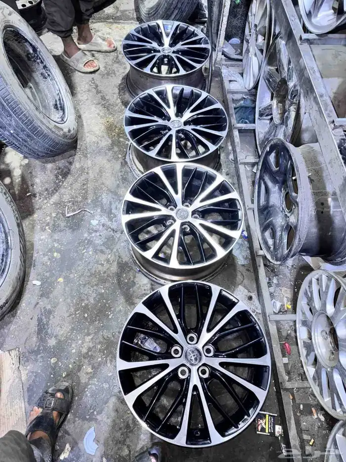 جنوط كامري 2022 أصلي وكاله مقاس 18 فل كامل يركب اي موديل 4