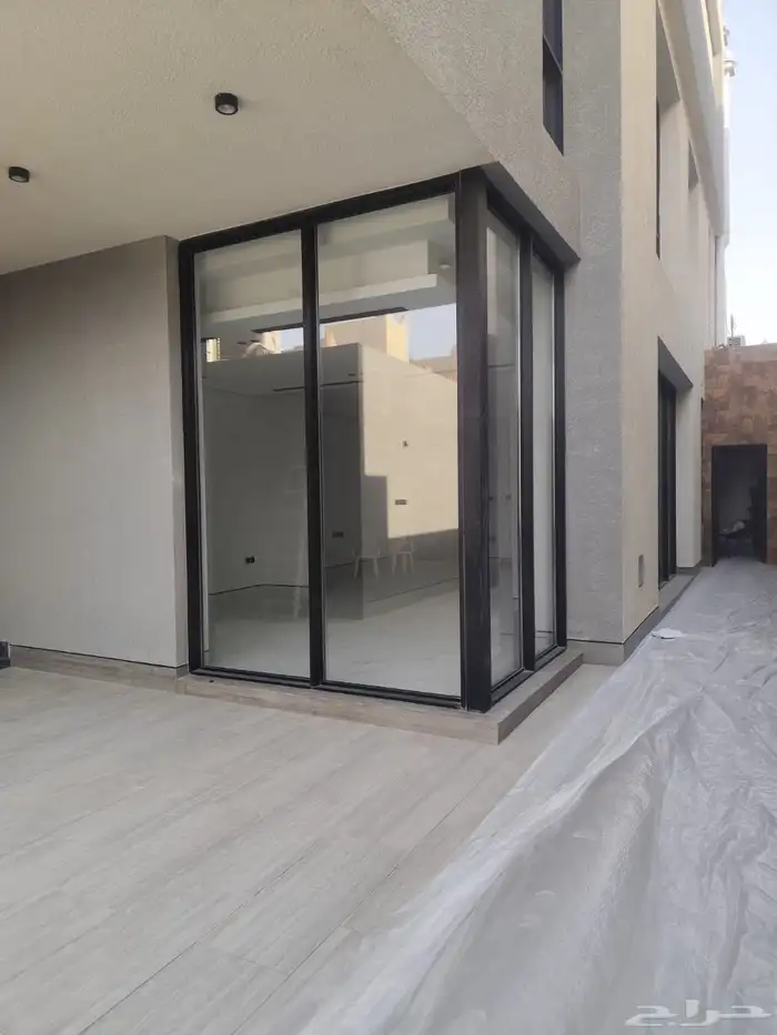 رول شتر توريدوتركيب واجهات استركشر زجاج 8