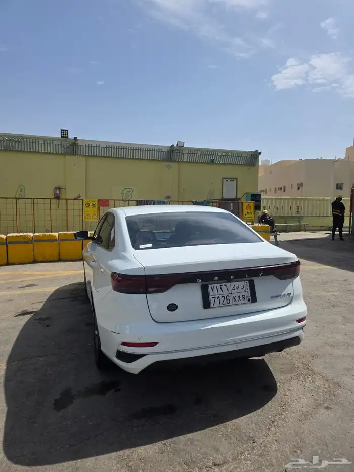 للتنازل بدون مقابل جيلي امجراند 2023 4