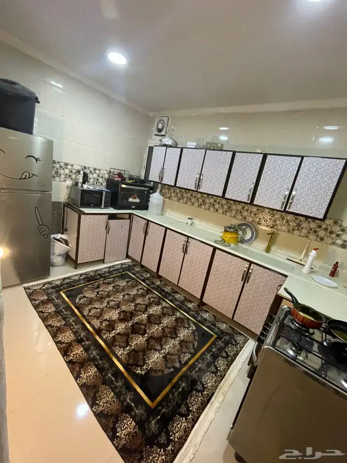 شقه للبيع مؤثثه بالدمام حي النور 0