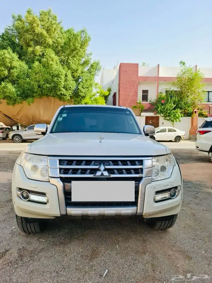 ميتسوبيشي باجيرو 0