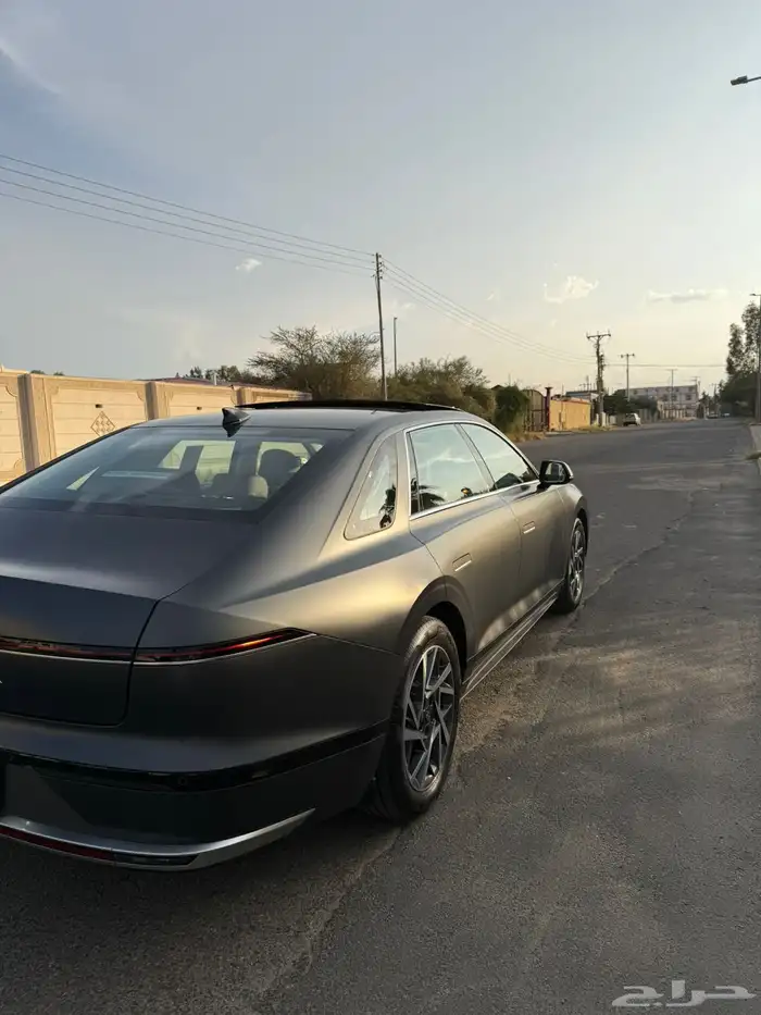 هونداي أزيرا 1