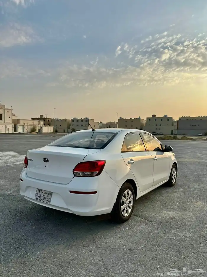 مجموعة سيارات كيا بيجاس 1