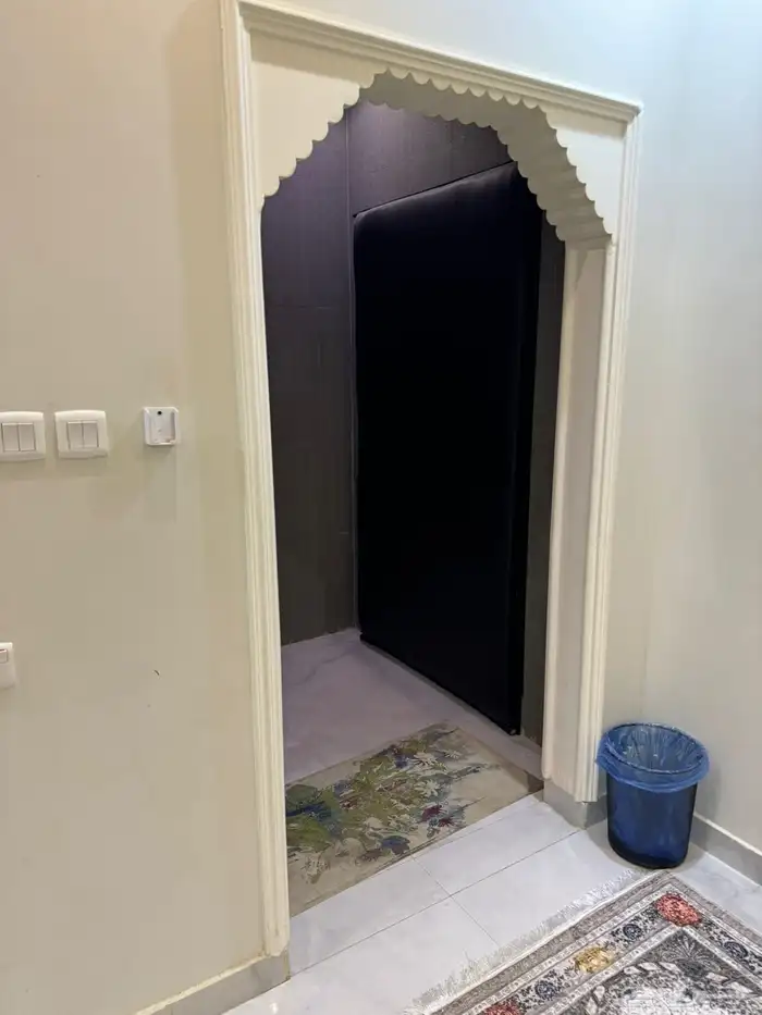 غرفه للايجار موثثه حي المهديه 0
