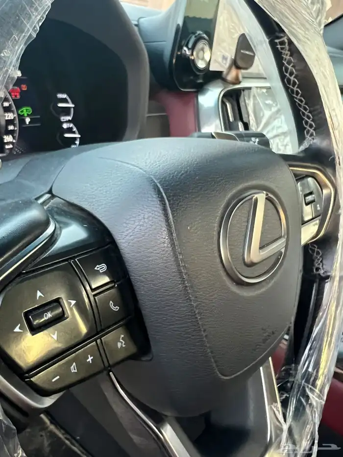 لكزس 2022BB 13