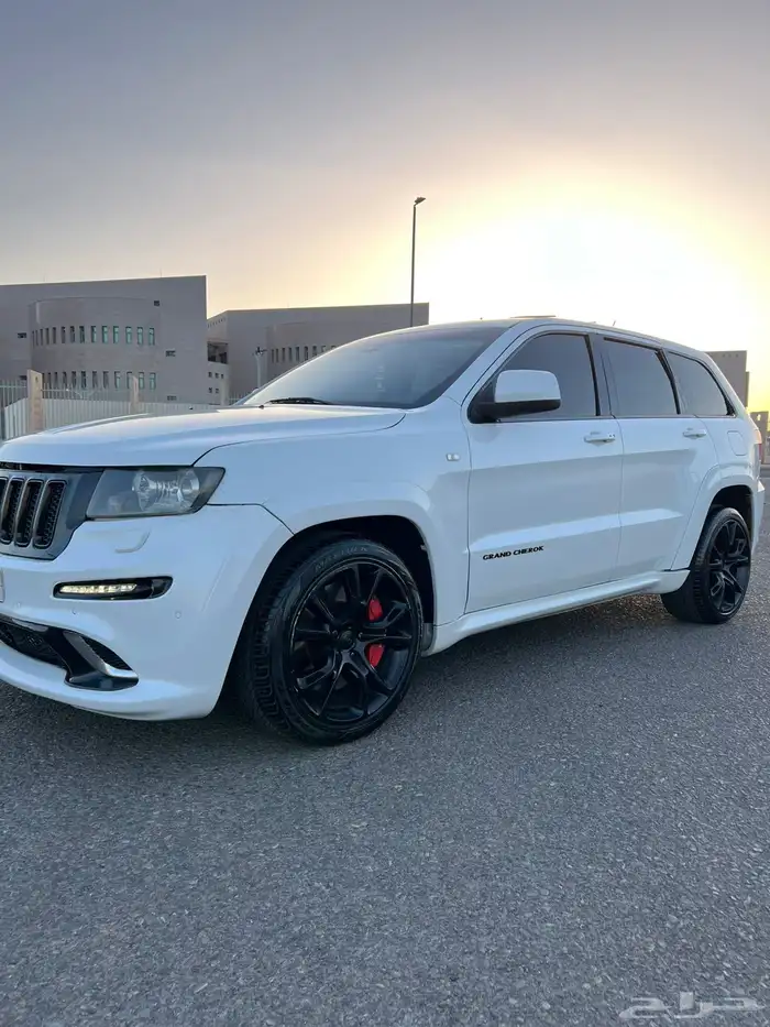 جيب جراند شيروكي 2013 SRT 25