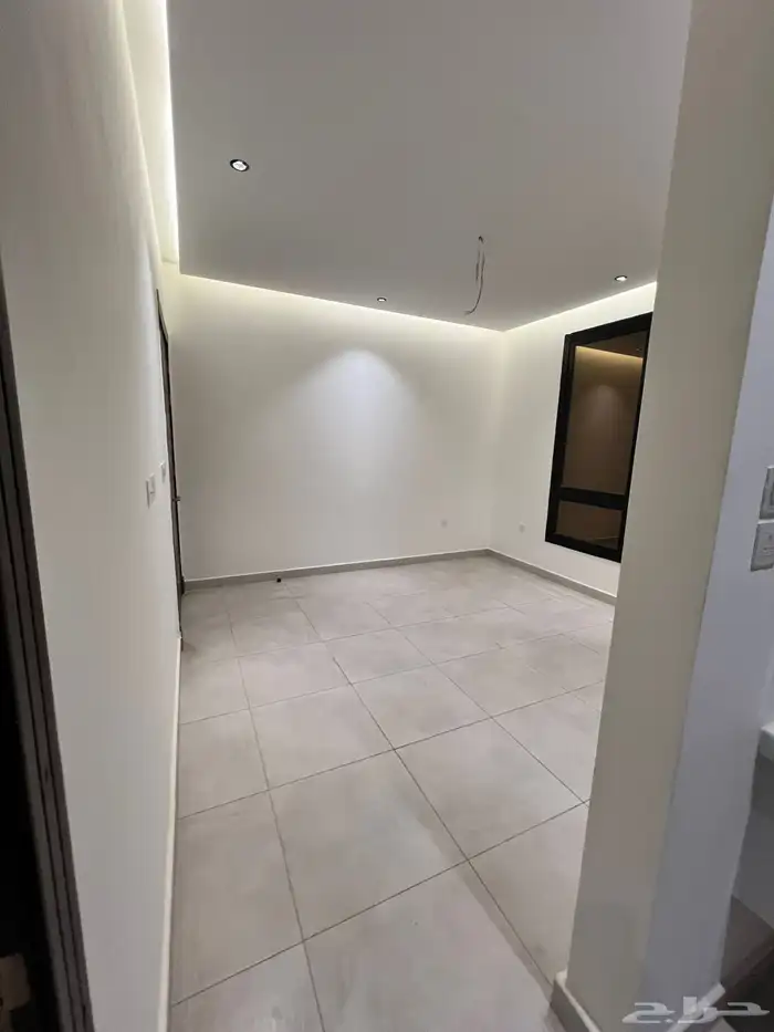 شقة للائجار عوايل   الريان 3