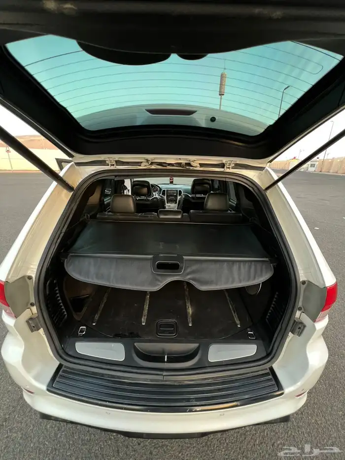 جيب جراند شيروكي 2013 SRT 11