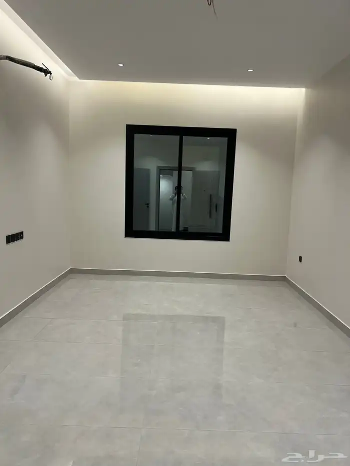 فلتين بجنب بعض نظام شقق دورين وملحق مساحه 312 ونصف واجهه شم 5