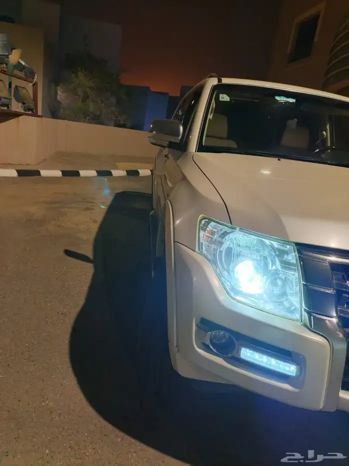 باجيرو 2019 فل كامل في ابها 5