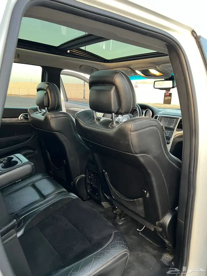 جيب جراند شيروكي 2013 SRT 27