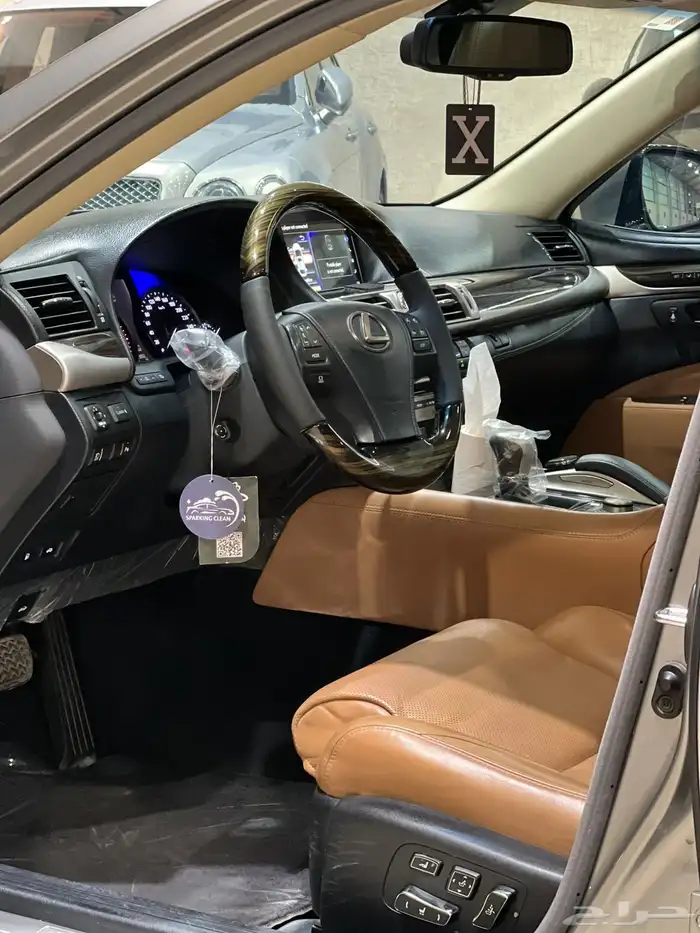 لكزس LS460L موديل 2016 17