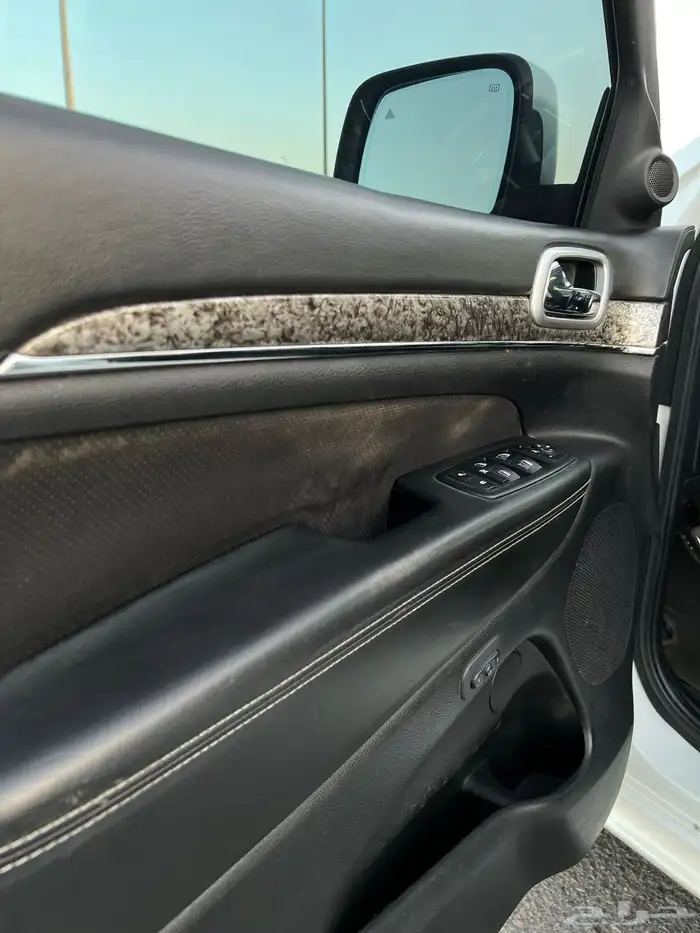 جيب جراند شيروكي 2013 SRT 15