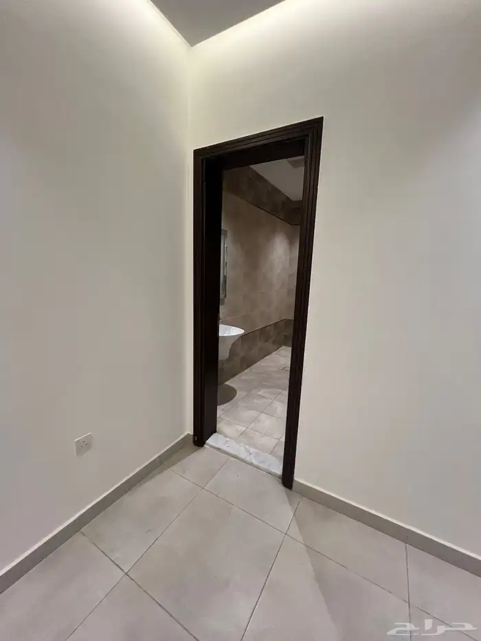 شقة للائجار عوايل   الريان 9
