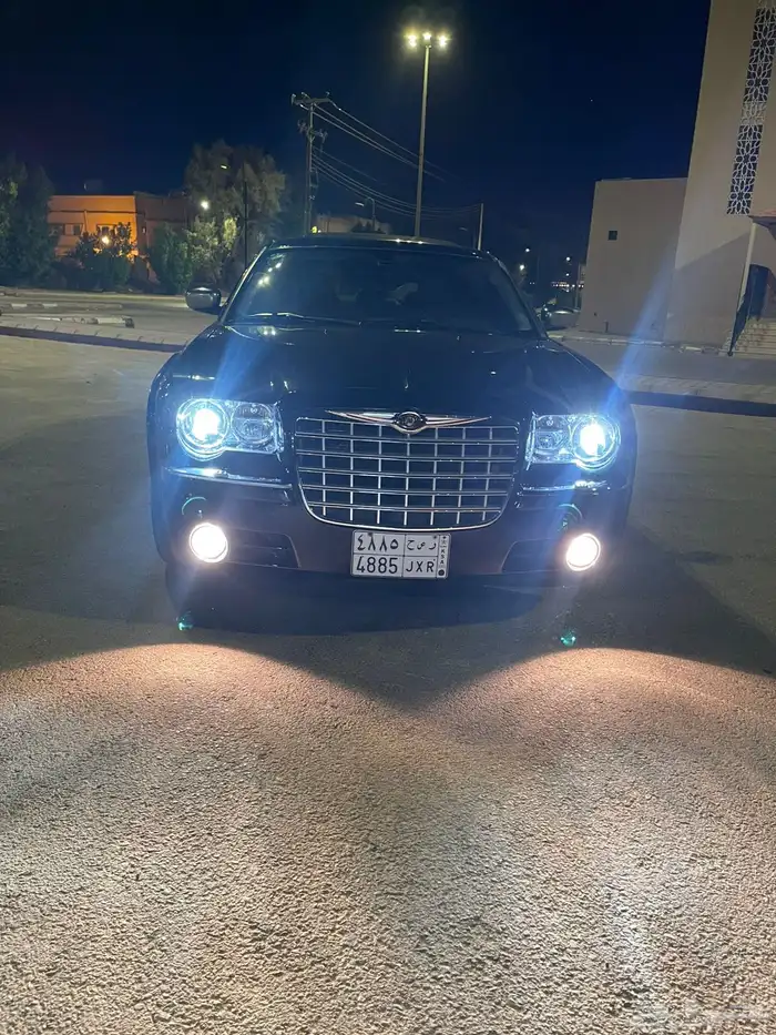 للبيع كرايزلر موديل 2005 8