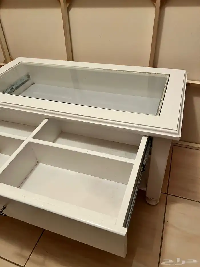 طاولة نجارة مع درج سحب ومساحة تخزين تحت 1