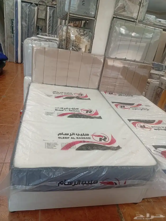 سرير خشب نفر ونص سرير نفرين خشب سرير نفر واحد 4