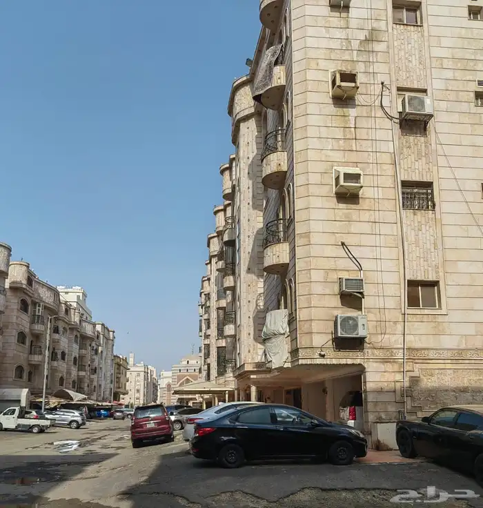 شقة للبيع بحي الفيصلية بجدة 1
