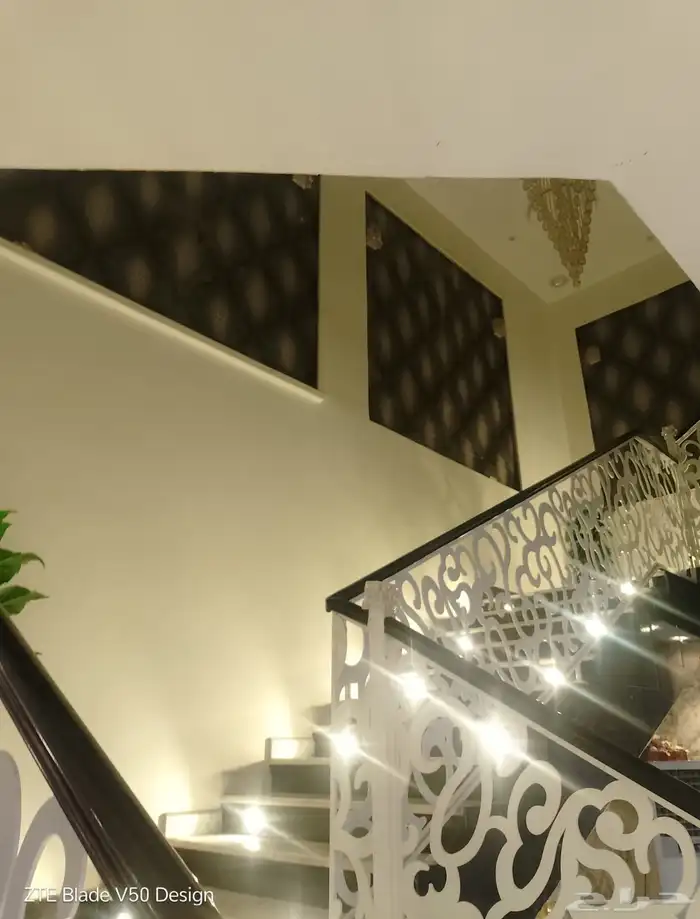 فيلا فاخرة للبيع 12