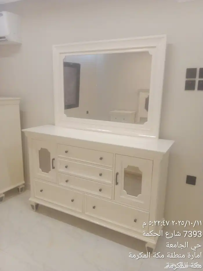 غرفه لون كلاسيك وايت 2