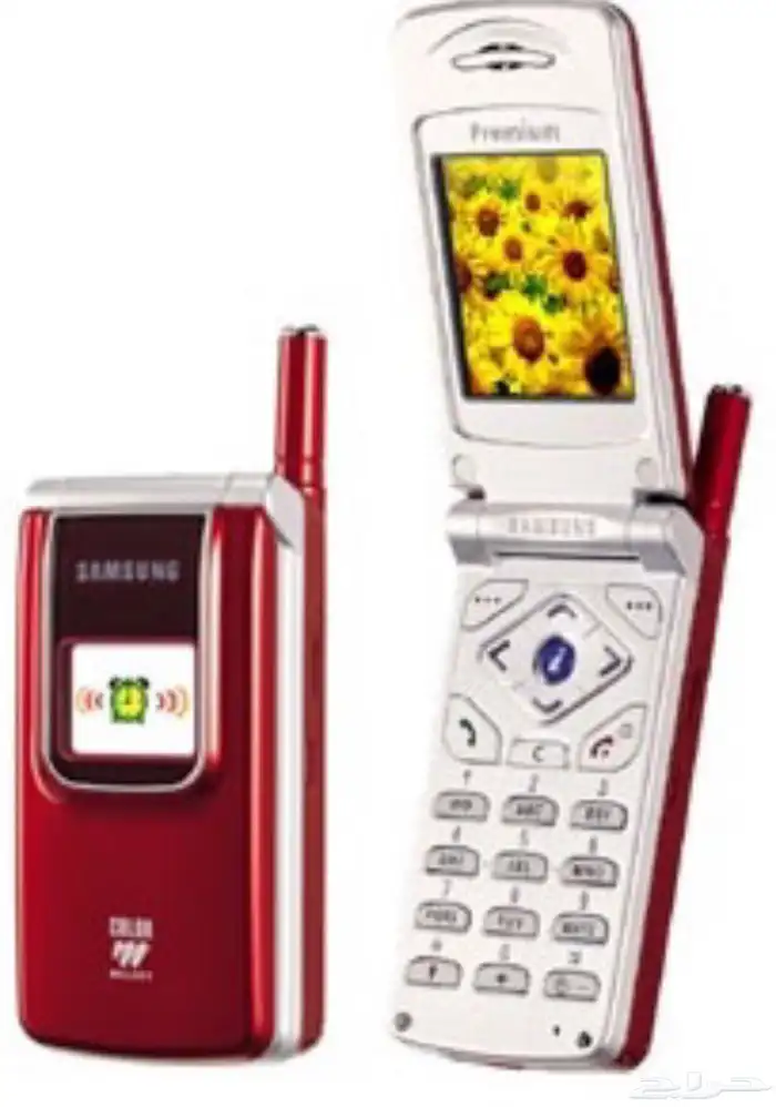 جوال سامسونج فليب نادر جدا  - لون احمر انيق 10