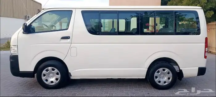 tyota hiace petrol2010 modeis available for rent with driver 1