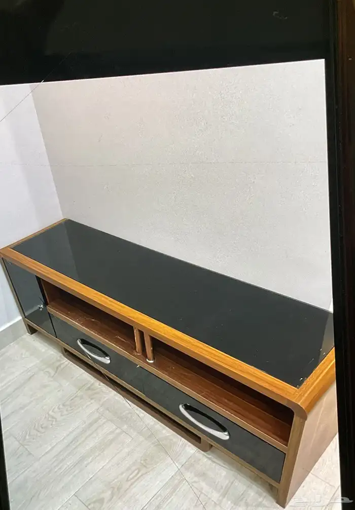 اثاث طاولة شاشه وكراسي كلاسيك 4