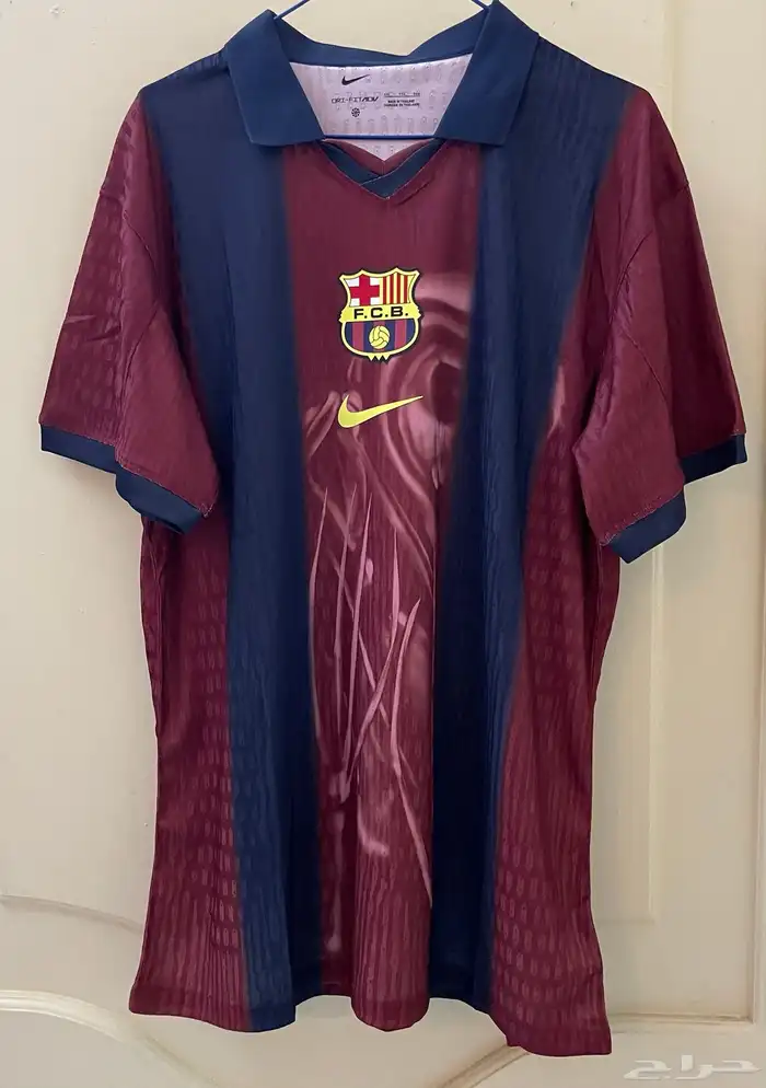 تشيرتات الاندية الهلال - برشلونة - أرسنال 24