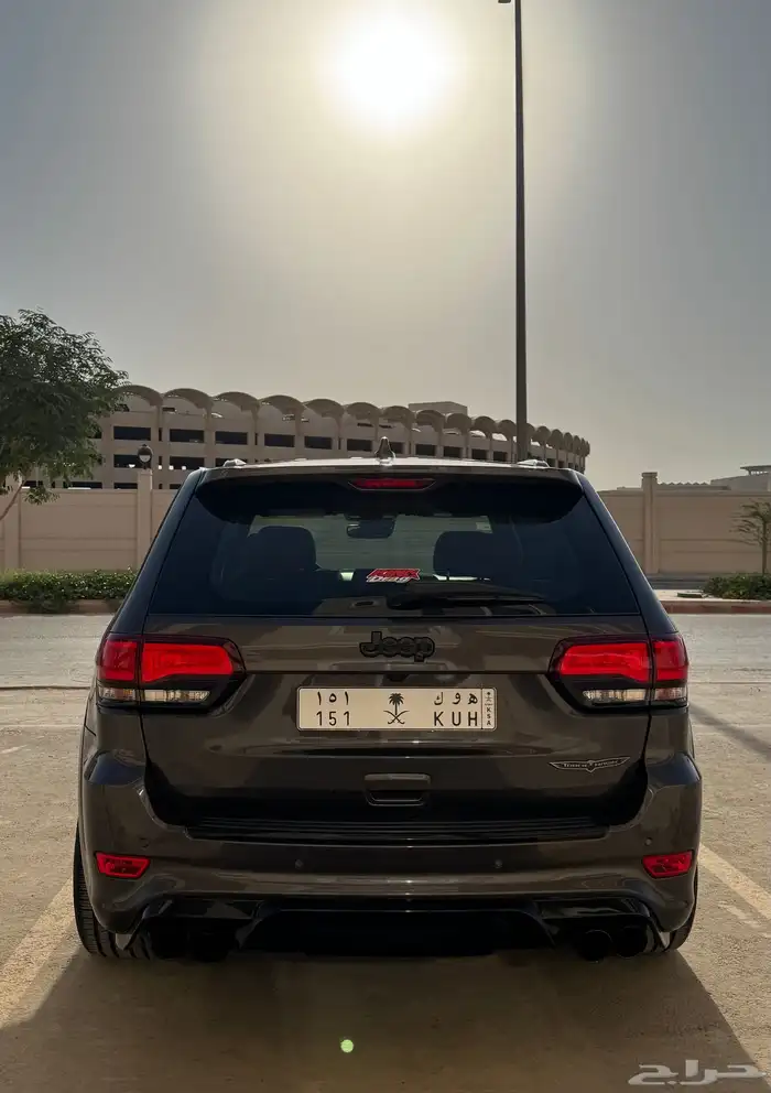 جراند شيروكي تراك هوك 5