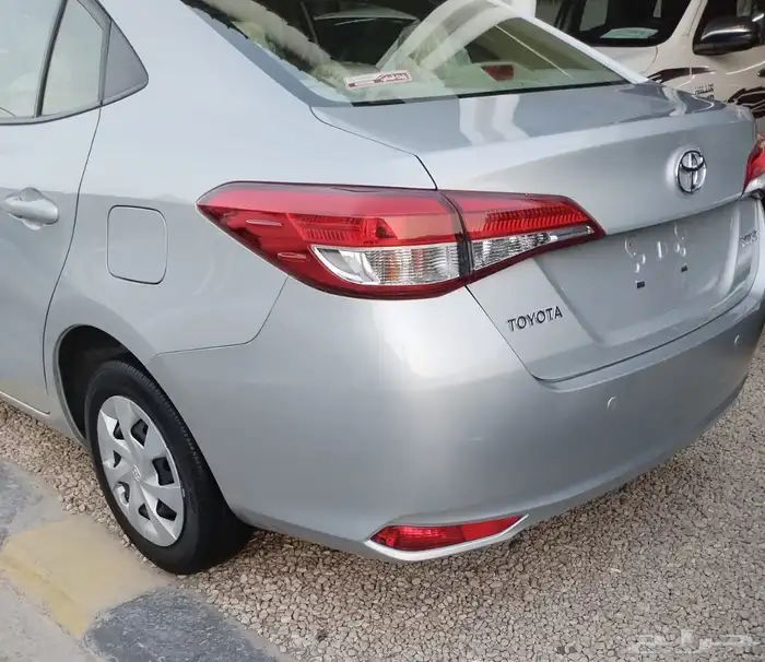 يارس تيوتا موديل 2021خاليه من الرش والعيوب وكاله مفحوصه جاهز 4