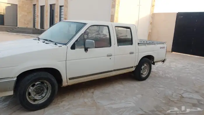 سيارة مسقطه لوحاتها للبيع 1