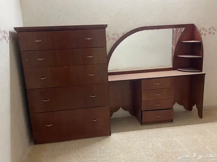 تسريحة وأدراج 0