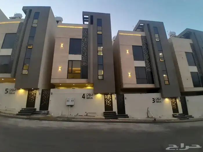 للبيع شقه دور ثاني مع ملحق وسطح مستقل ب590الف بحي الحسام 0