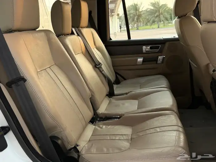 لاند روفر ديسكفري 2013Land Rover Discovery 26