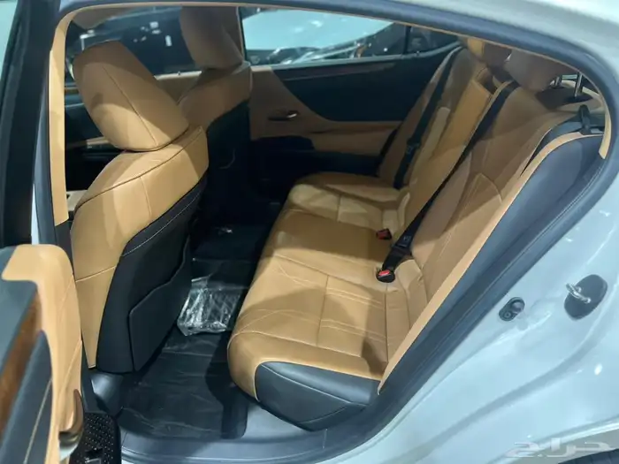 لكزس ES 350 CC 2023 5