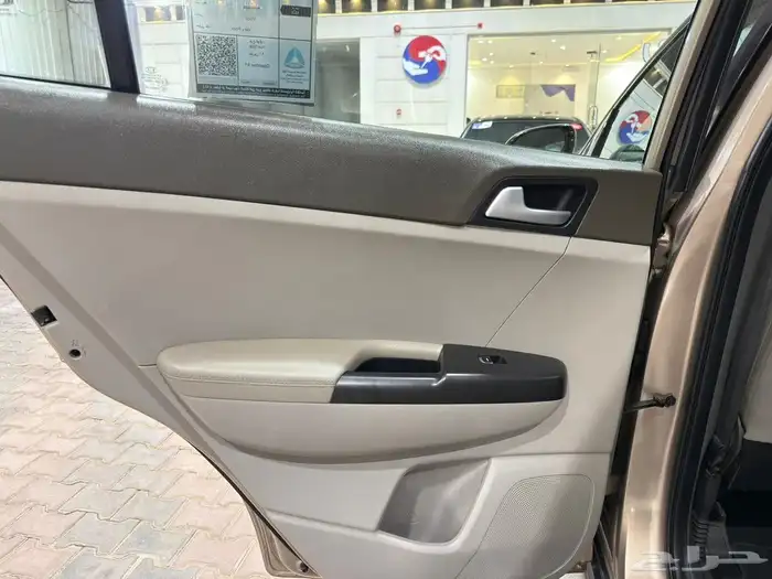 سبورتاج 2017 فل بنزين 13