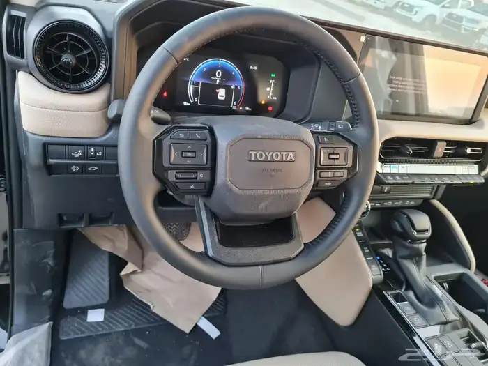 2025TXL2 برادو 1