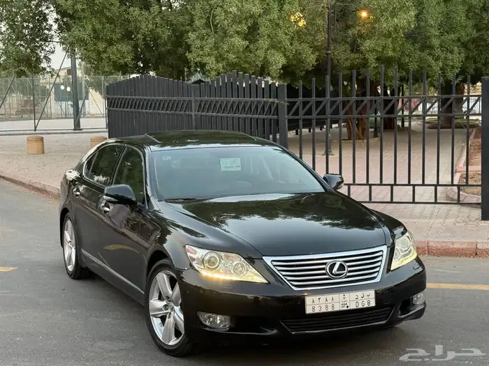 لكزس LS460L 2011 ( بحالة الوكالة ) 12