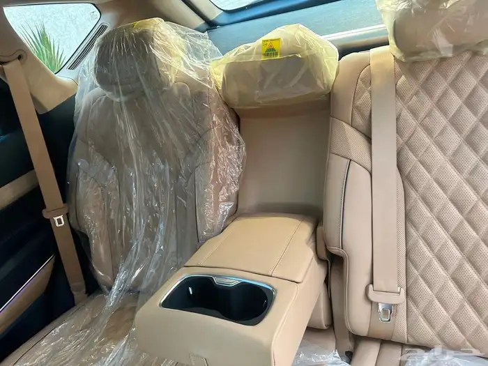 جيب جنسيسGV80 رويال اعلى فئة2023جديد اصفار وكالة الناغي 11