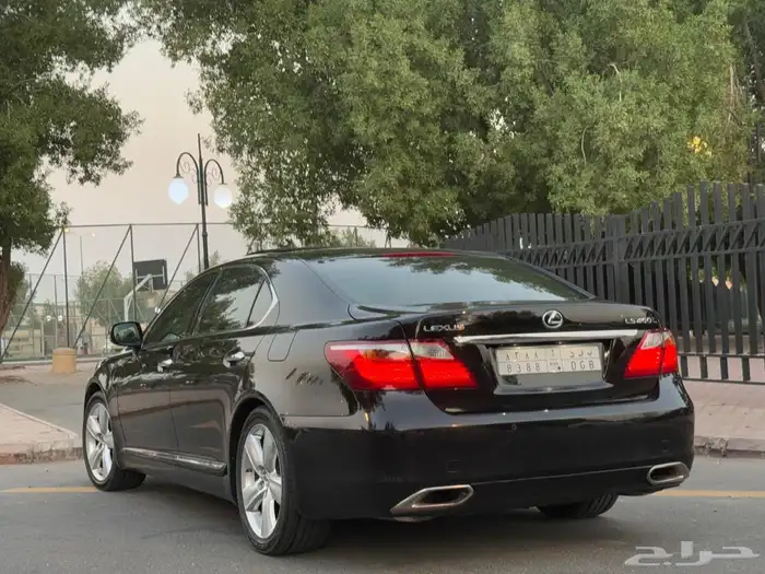 لكزس LS460L 2011 ( بحالة الوكالة ) 30