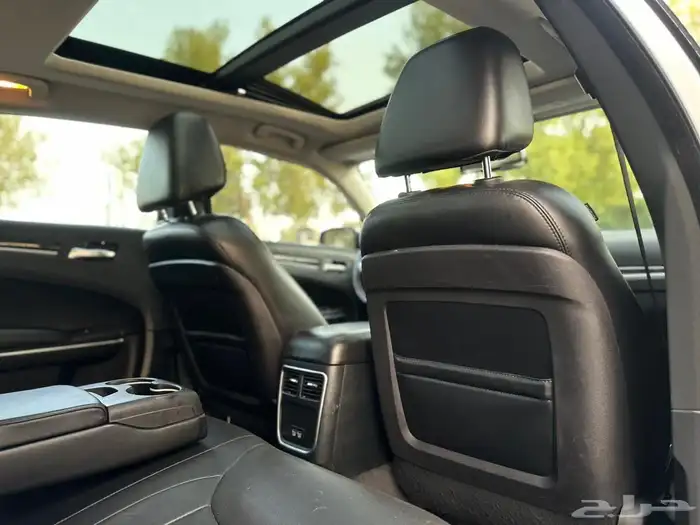 كرايزلر C300 2015 ( بحالة ممتازة V6 ) 22