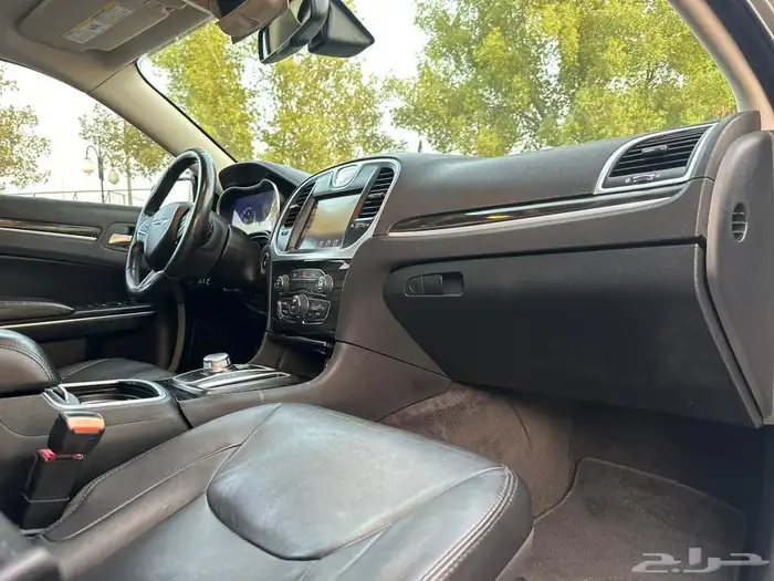 كرايزلر C300 2015 ( بحالة ممتازة V6 ) 30