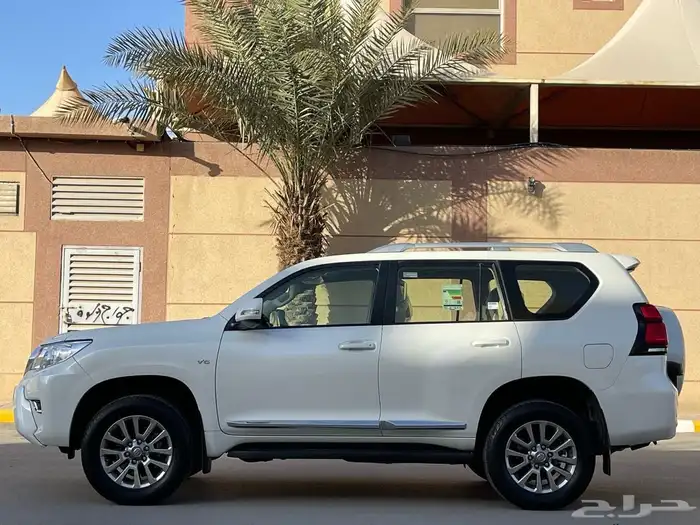 جيب تويوتا برادو 6 سلندر موديل 2020 4