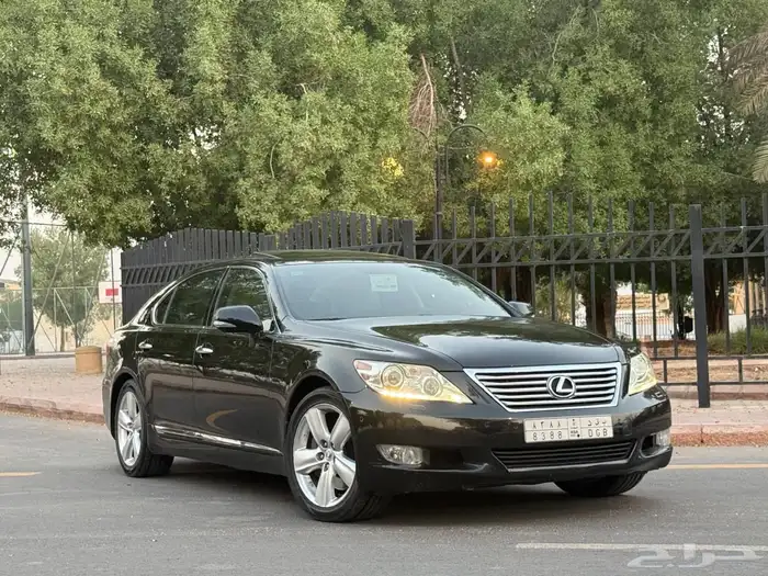 لكزس LS460L 2011 ( بحالة الوكالة ) 16