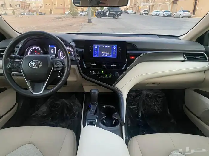 تايوتا كامري 2021 ستاندر 8