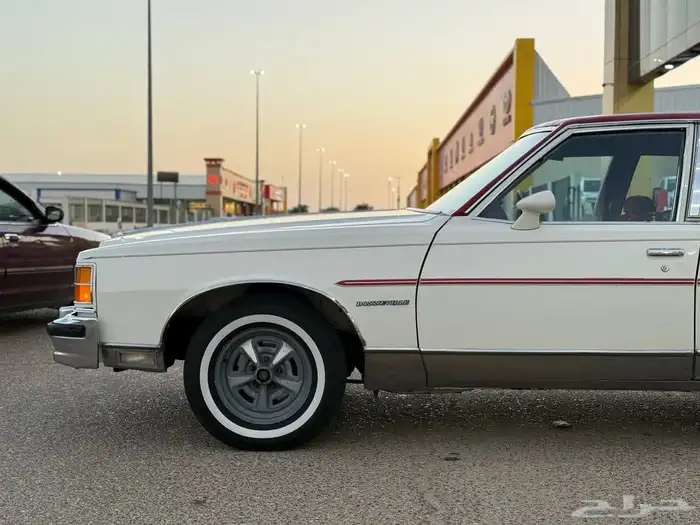 بونتياك بونفيل 1978 (سعودي   الجميح) 2