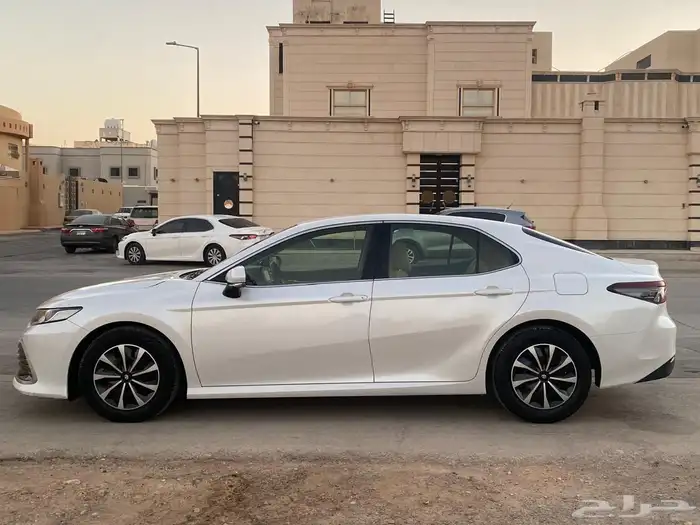تايوتا كامري 2021 ستاندر 3