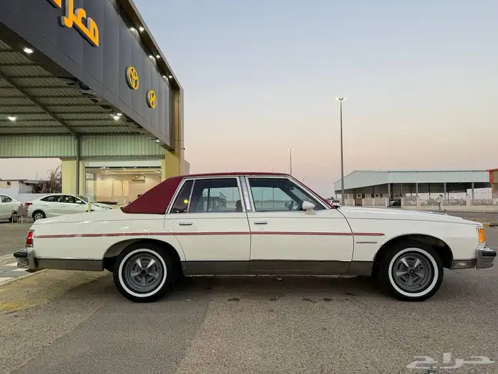 بونتياك بونفيل 1978 (سعودي   الجميح) 4