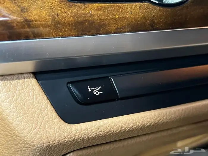 بي ام دبليو 730Li موديل 2015 12
